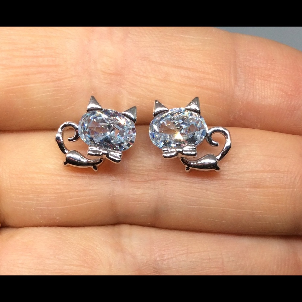 White Gold Filled &White Topaz Small Cat Earrings